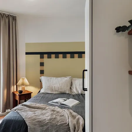 Misir - 2 Bedrooms And Terrace In Eixample Dreta Apartment Barcelona